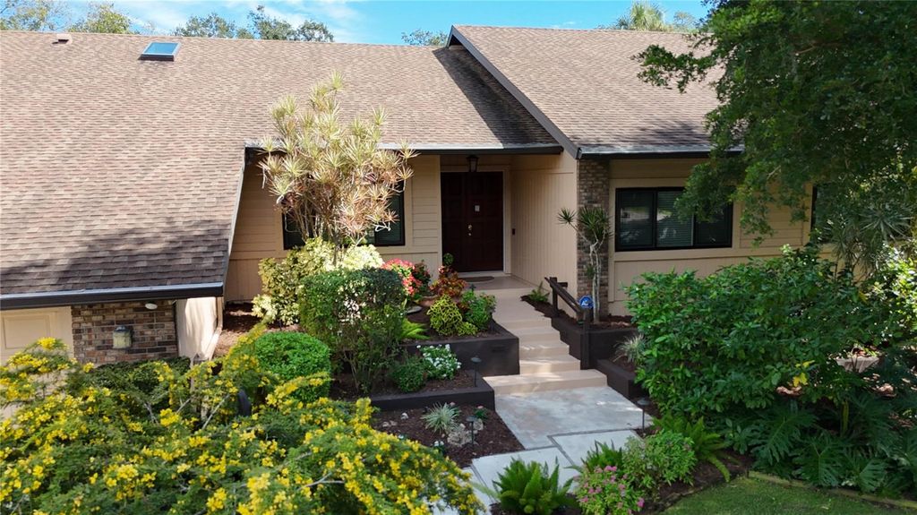 Photo of 1529 Oak Way, Sarasota, FL 34232 (MLS # A4663922)