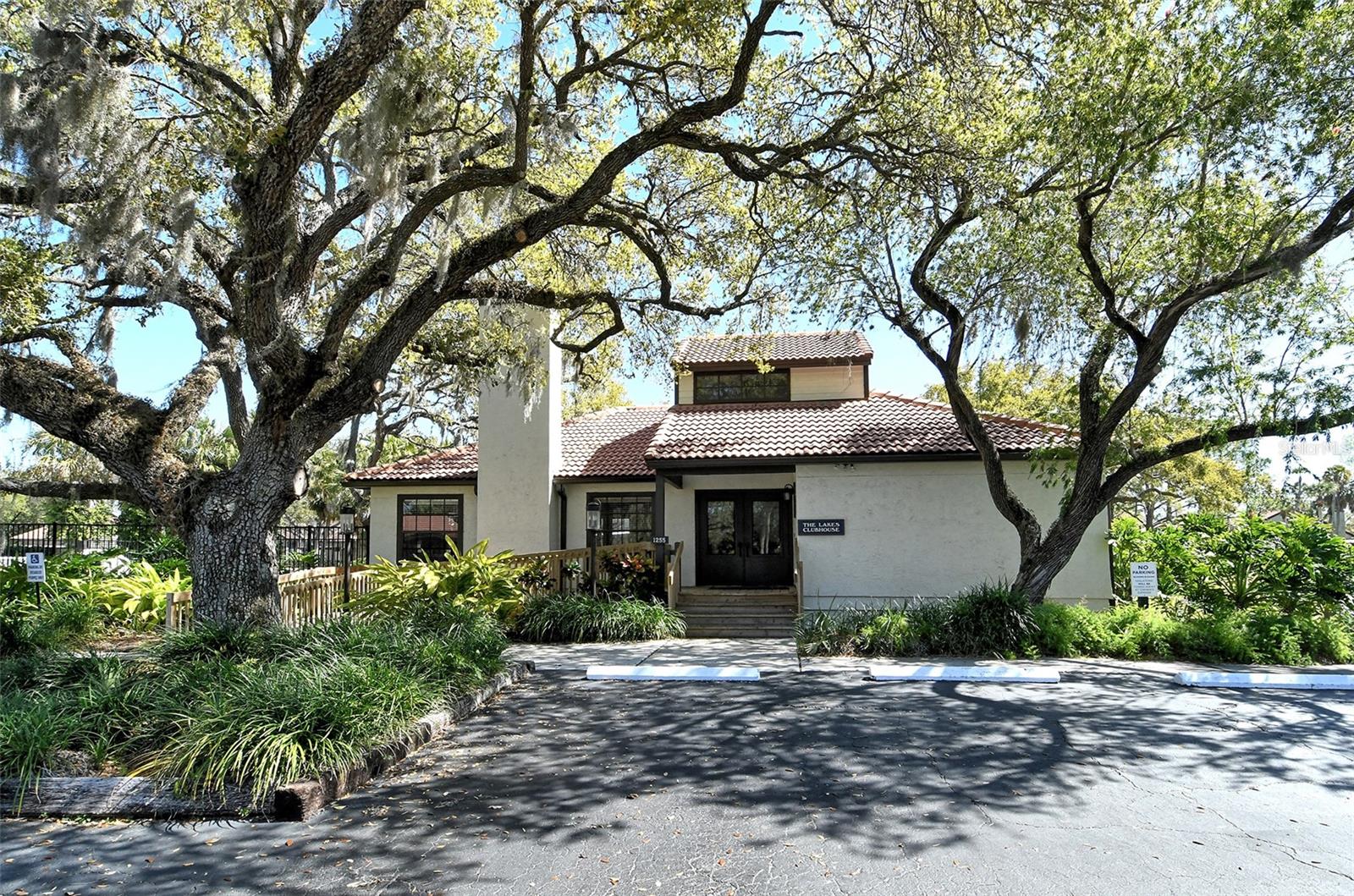 LAKES ESTATES OF SARASOTA - Residential