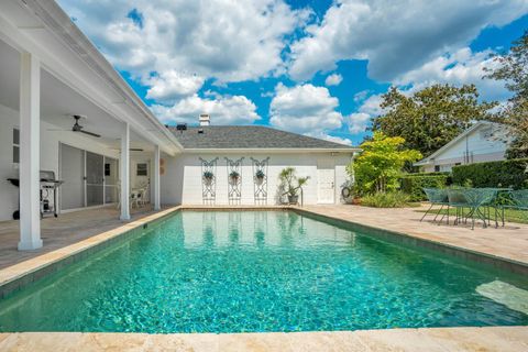 A home in WINTER PARK