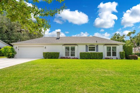 A home in WINTER PARK