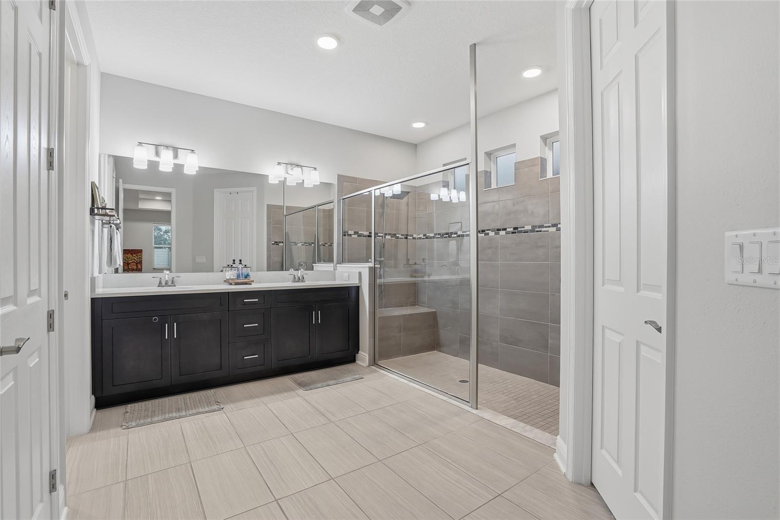 WHISPERING OAKS PRESERVE PH 1 - Residential