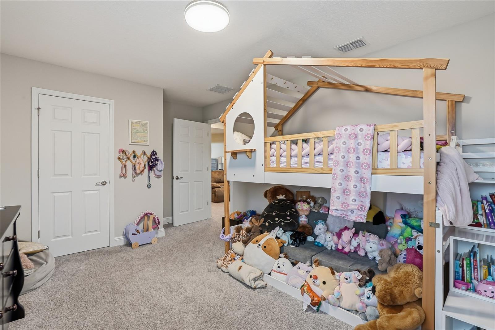 WHISPERING OAKS PRESERVE PH 1 - Residential