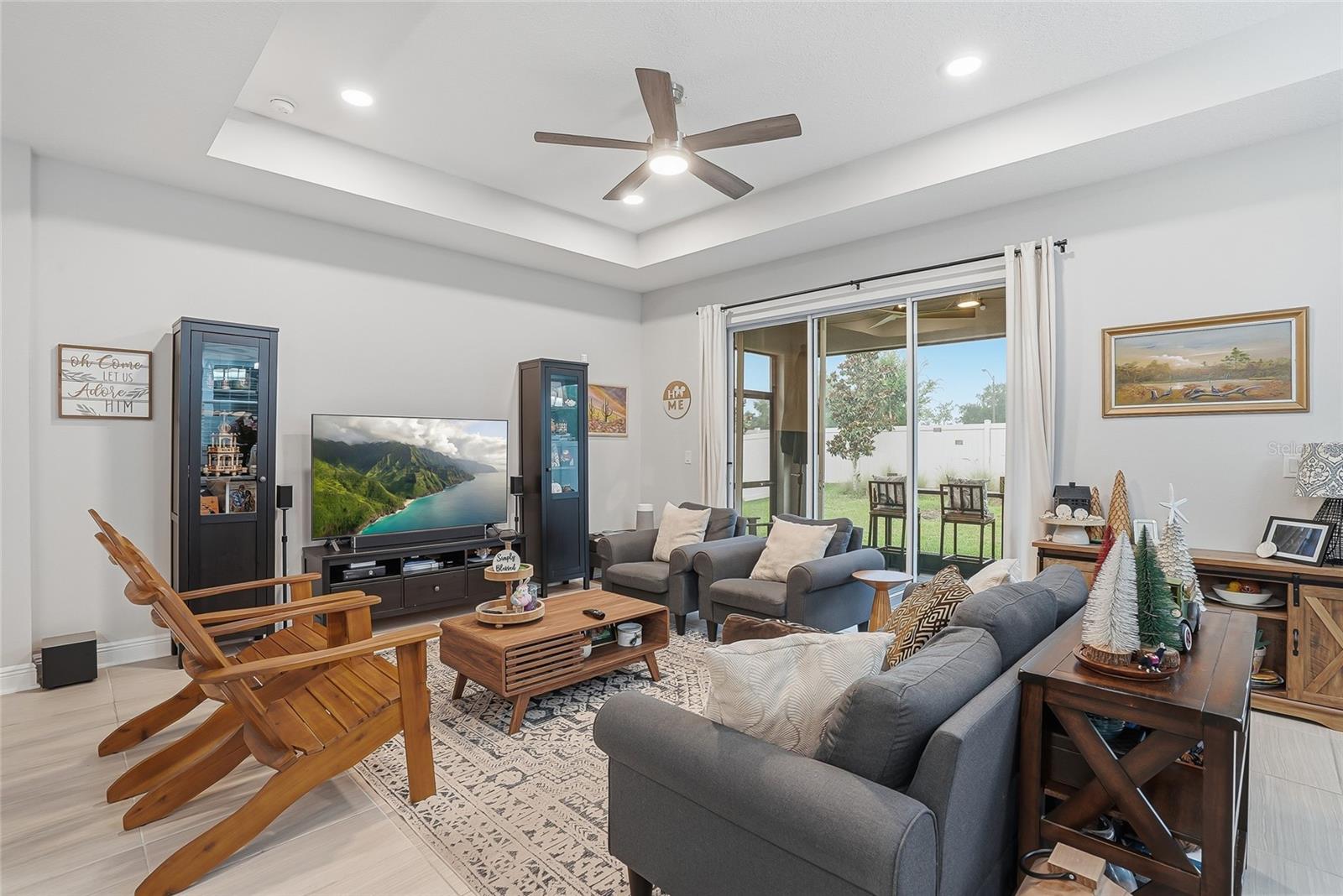 WHISPERING OAKS PRESERVE PH 1 - Residential