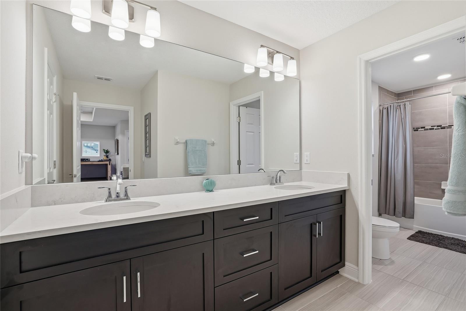 WHISPERING OAKS PRESERVE PH 1 - Residential