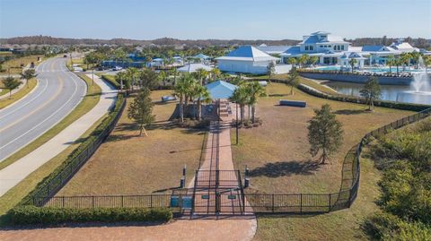 A home in LAND O LAKES