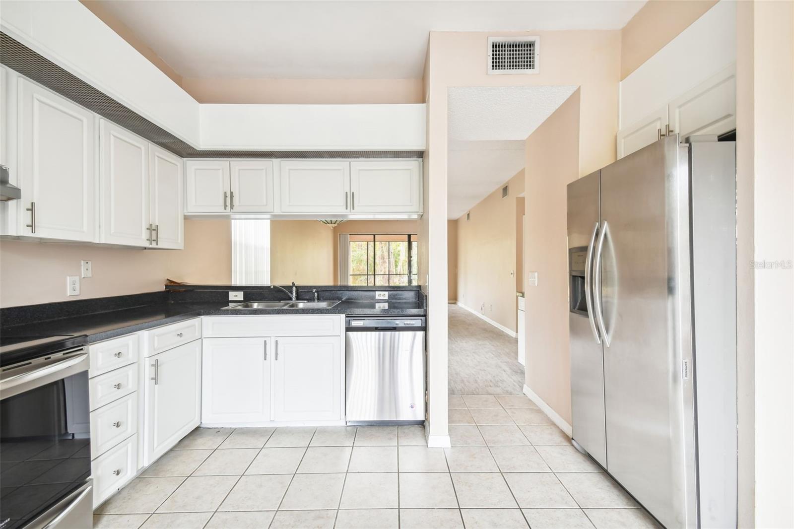 ST ANDREWS CONDO - Residential Lease