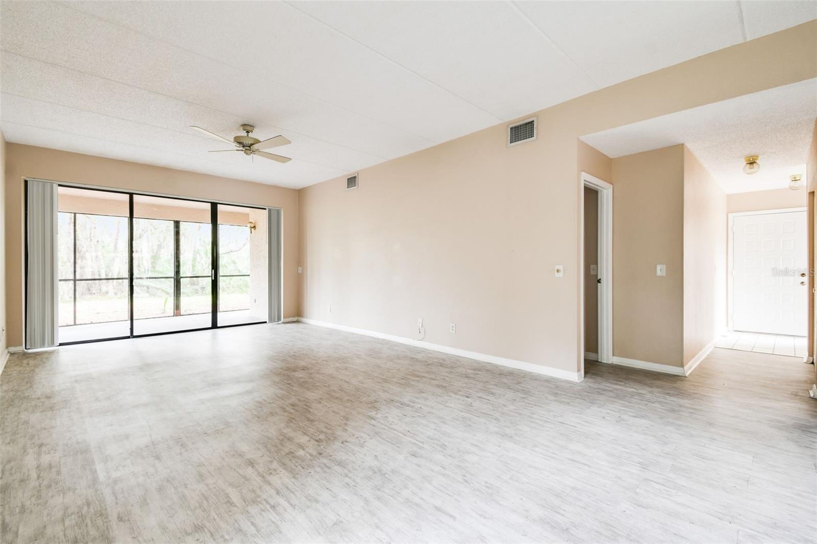 ST ANDREWS CONDO - Residential Lease