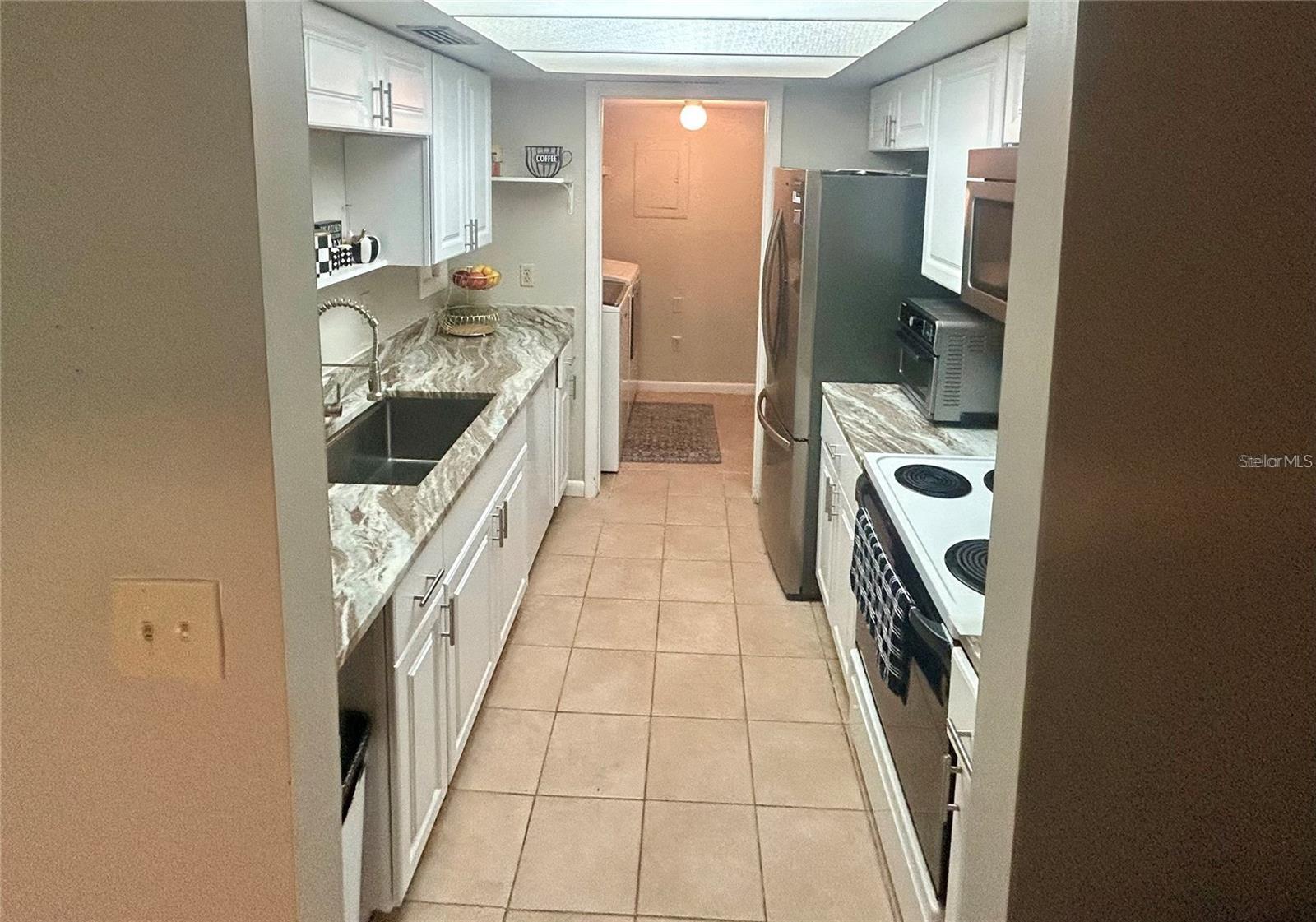 WINDHOVER CONDO - Residential Lease