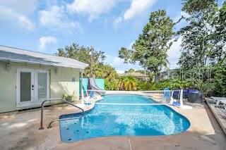 YACHT CLUB ESTATES - Residential
