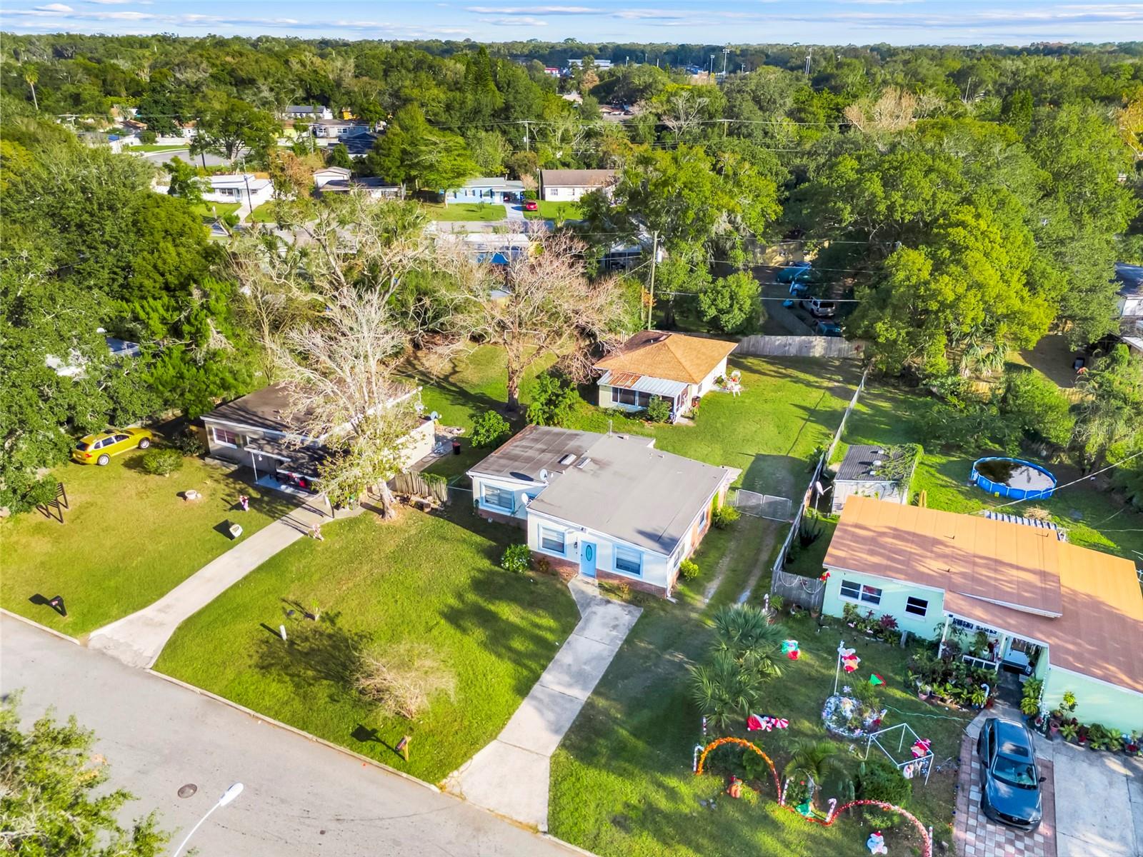 COUNTRY CLUB MANOR UNIT 1 - Residential