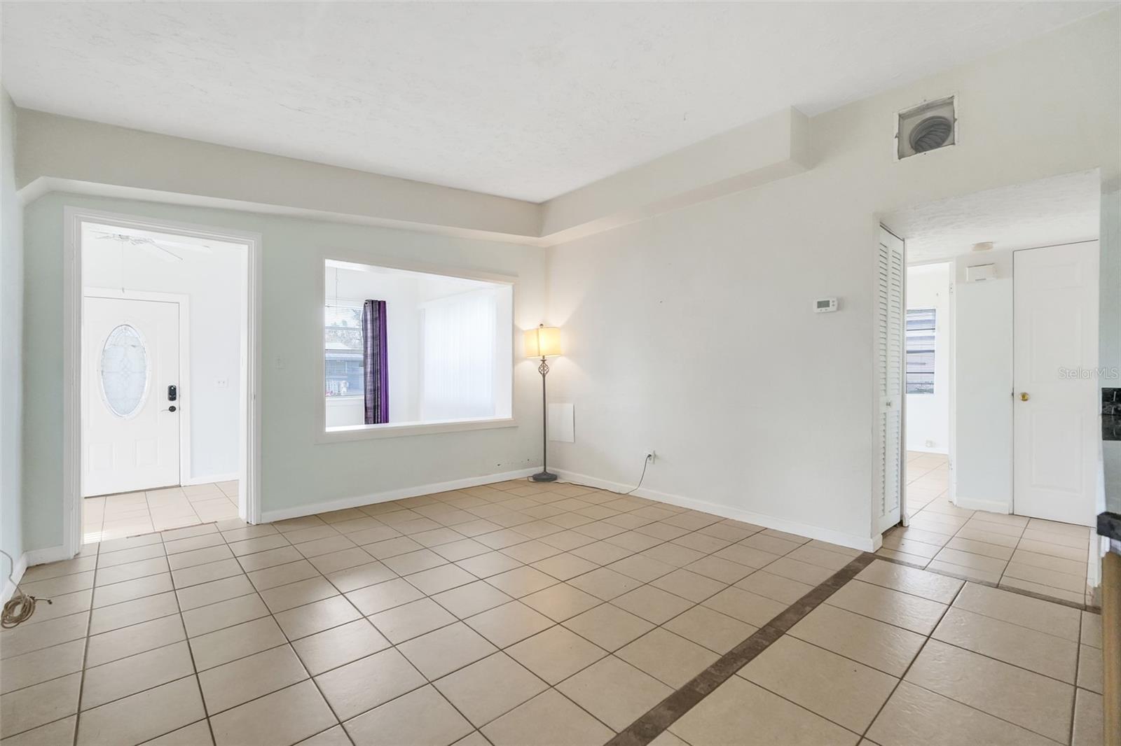 COUNTRY CLUB MANOR UNIT 1 - Residential