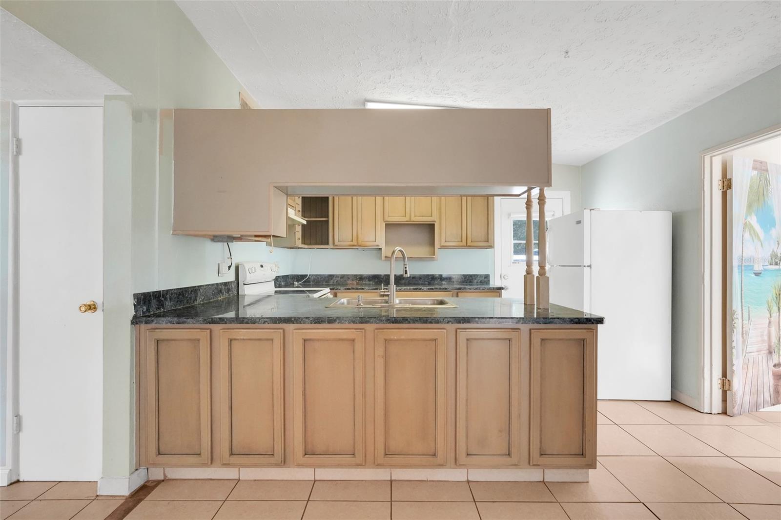 COUNTRY CLUB MANOR UNIT 1 - Residential