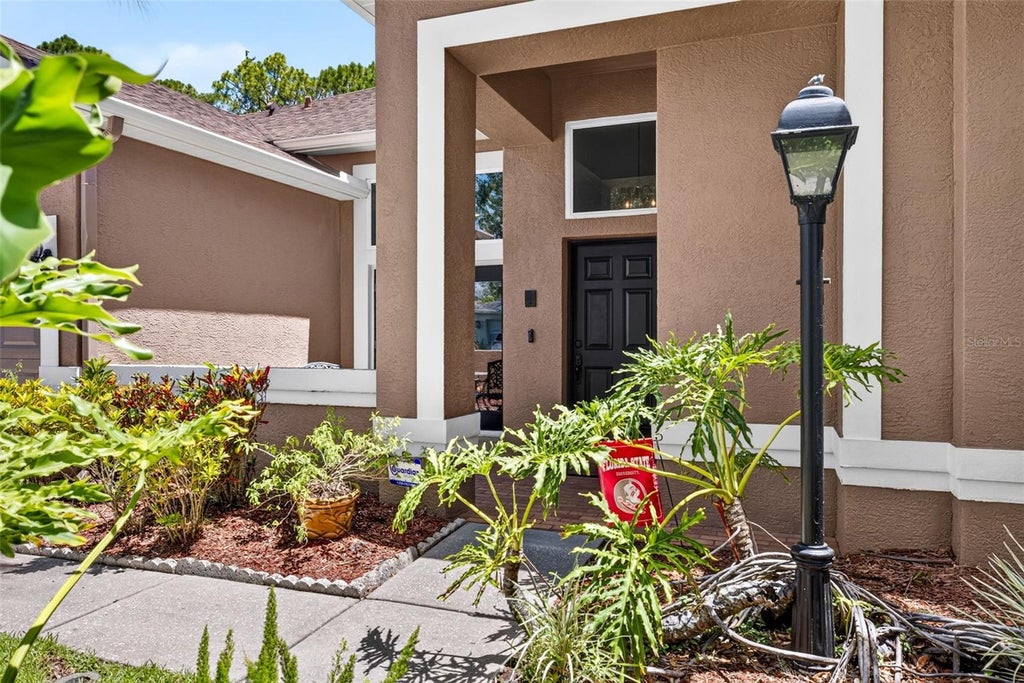 Photo of 10737 Ayrshire Drive, Tampa, FL 33626 (MLS # TB8529503)