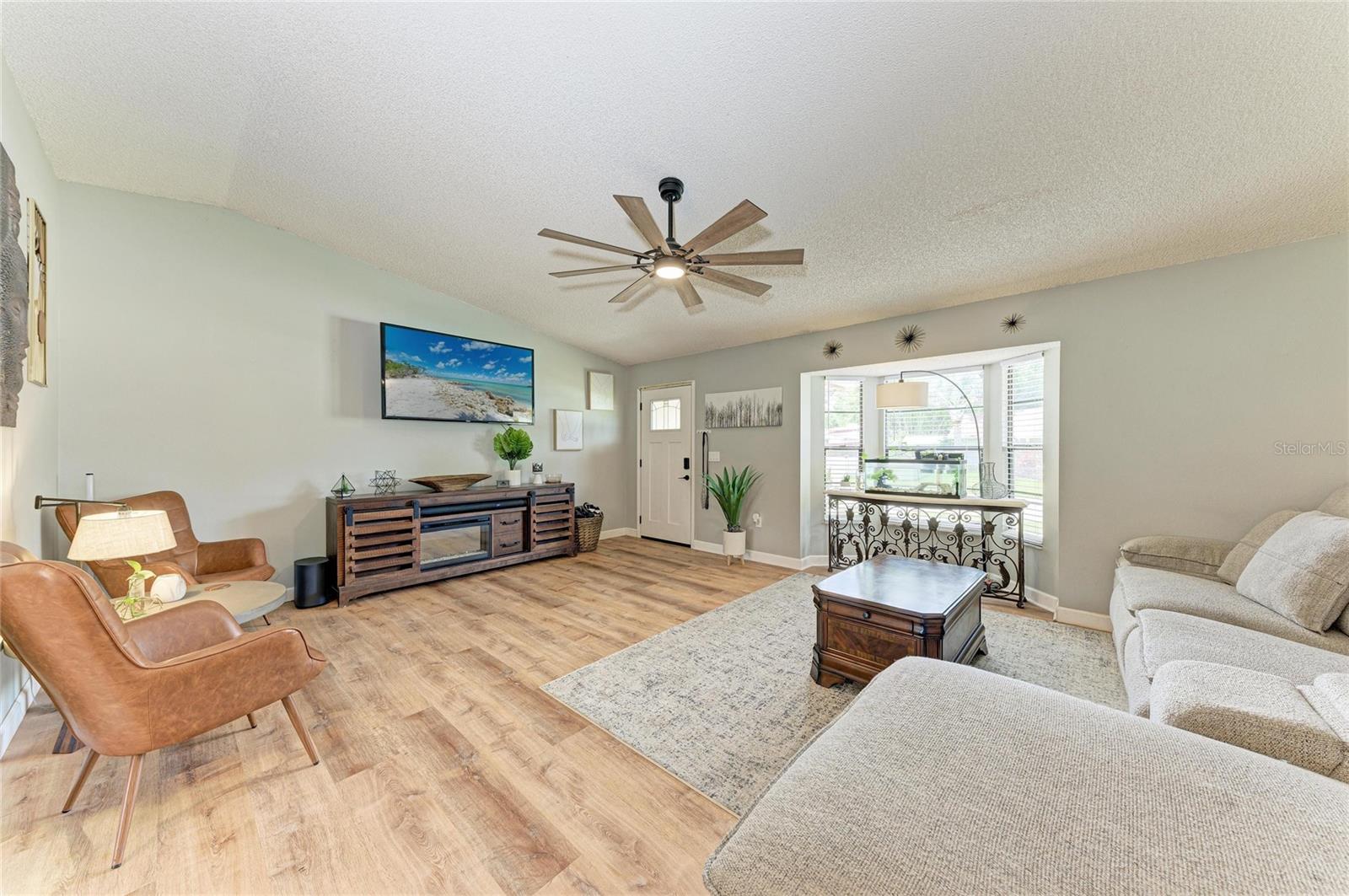 PLANTATION OAKS - Residential