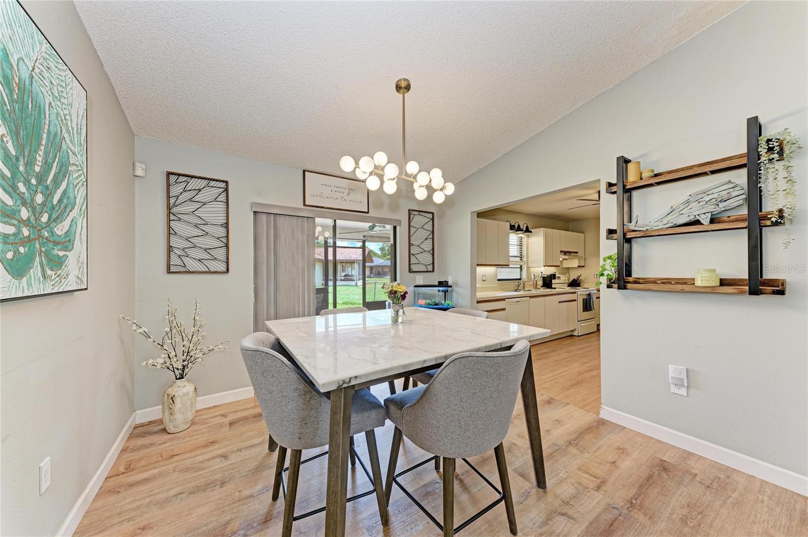 PLANTATION OAKS - Residential
