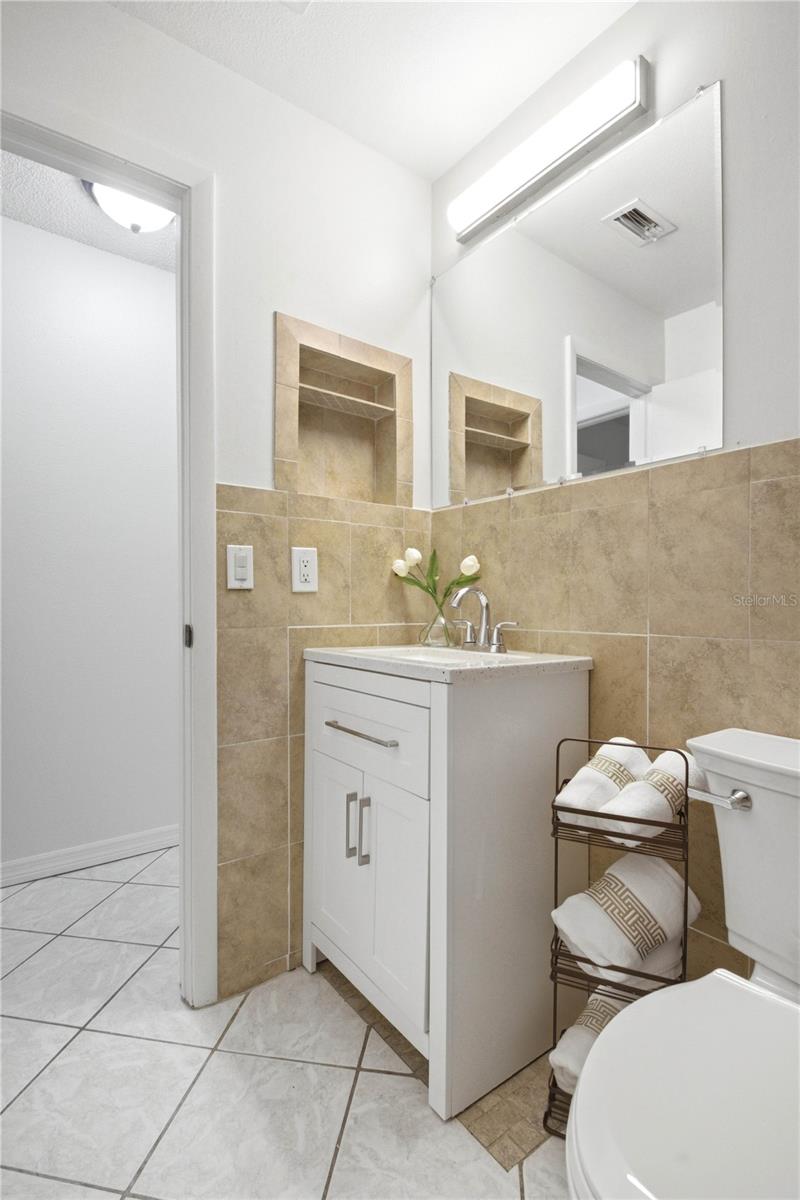 STRATHMORE GATE-EAST - Residential