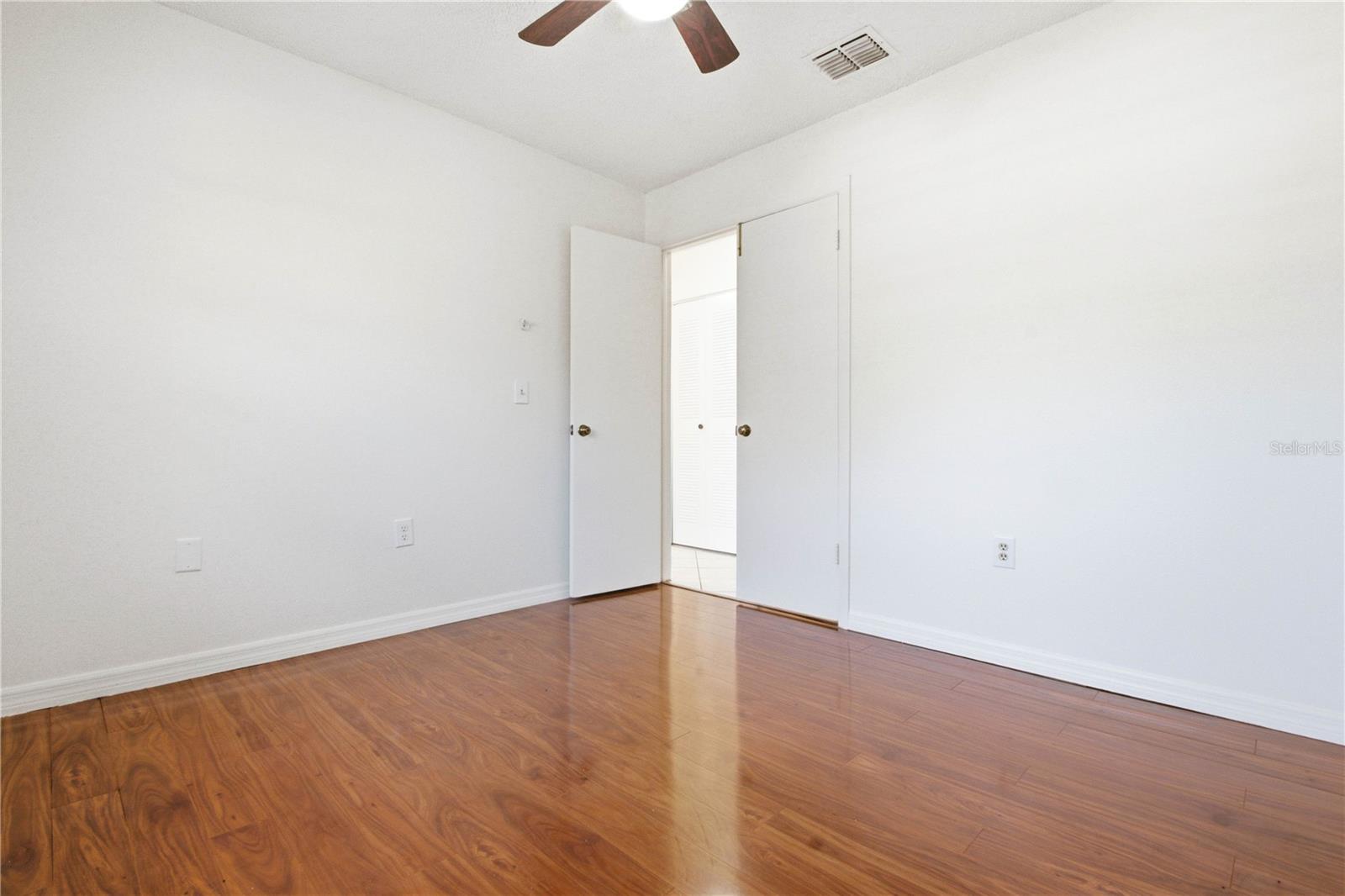 STRATHMORE GATE-EAST - Residential