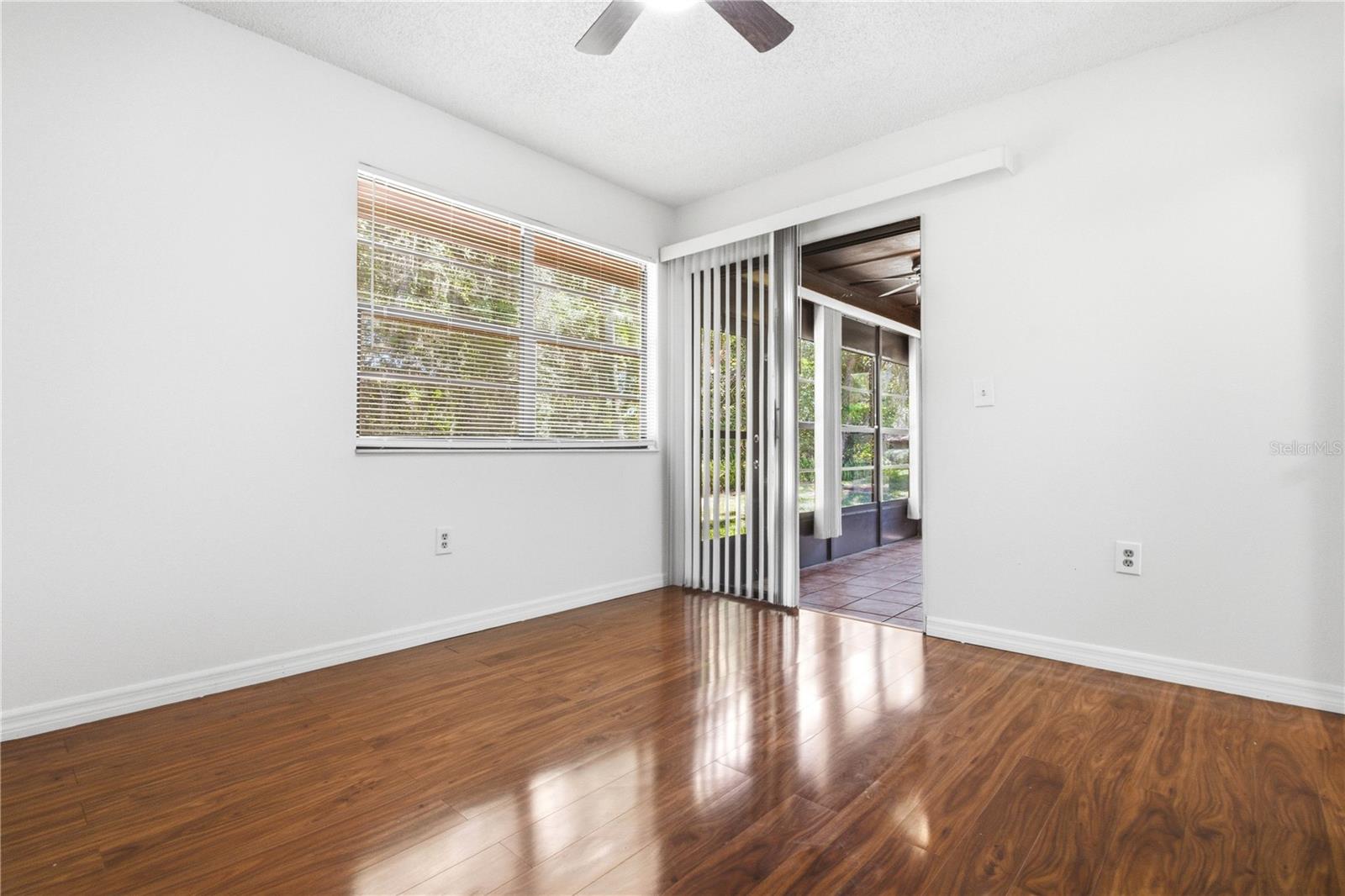 STRATHMORE GATE-EAST - Residential
