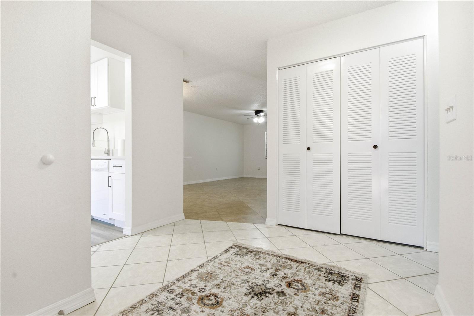 STRATHMORE GATE-EAST - Residential