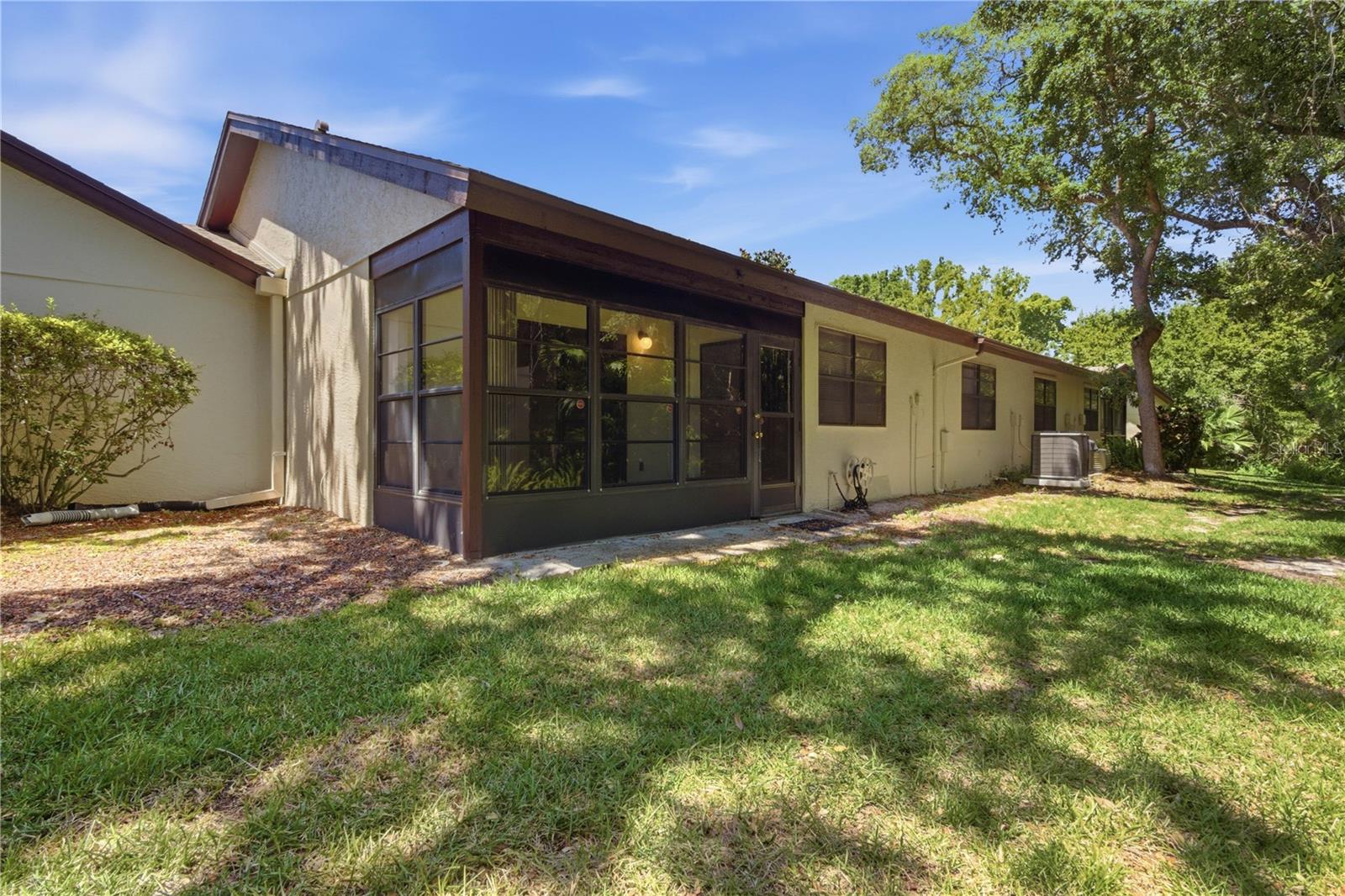 STRATHMORE GATE-EAST - Residential