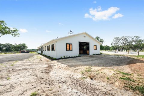 Tiny photo for 663 NW 80th Avenue, Ocala, FL 34482 (MLS # OM724025)