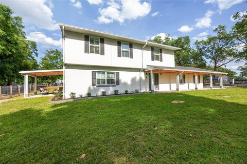 Tiny photo for 663 NW 80th Avenue, Ocala, FL 34482 (MLS # OM724025)