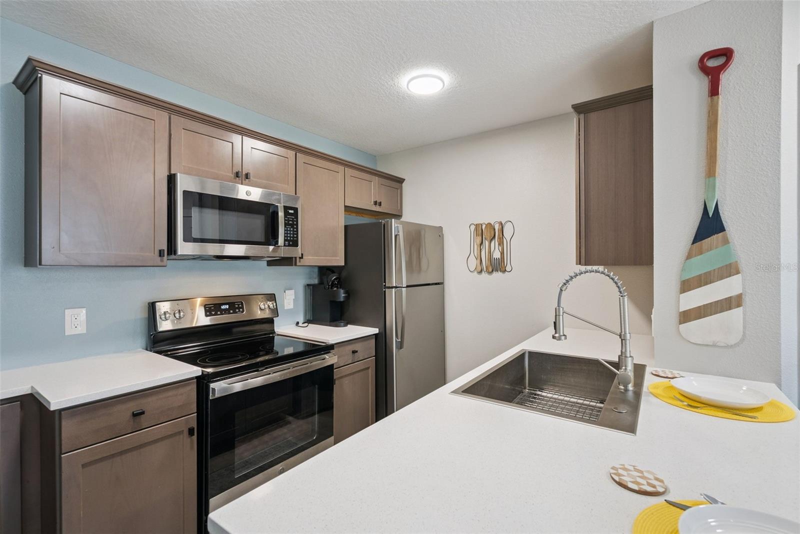 2592 GRASSY POINT DRIVE 112