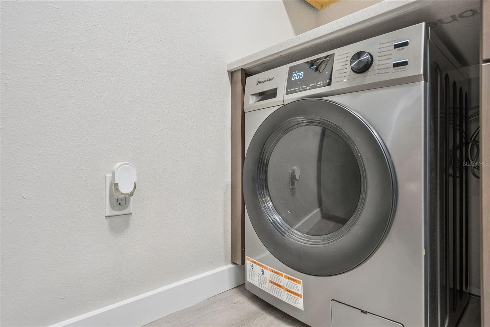 REGENCY PARK AT LAKE MARY A CONDO - Residential