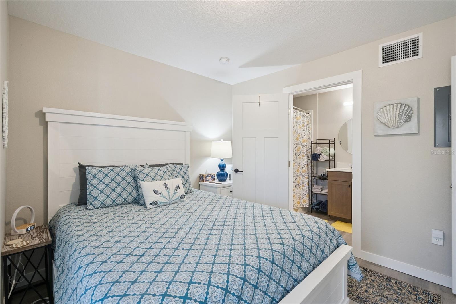 REGENCY PARK AT LAKE MARY A CONDO - Residential