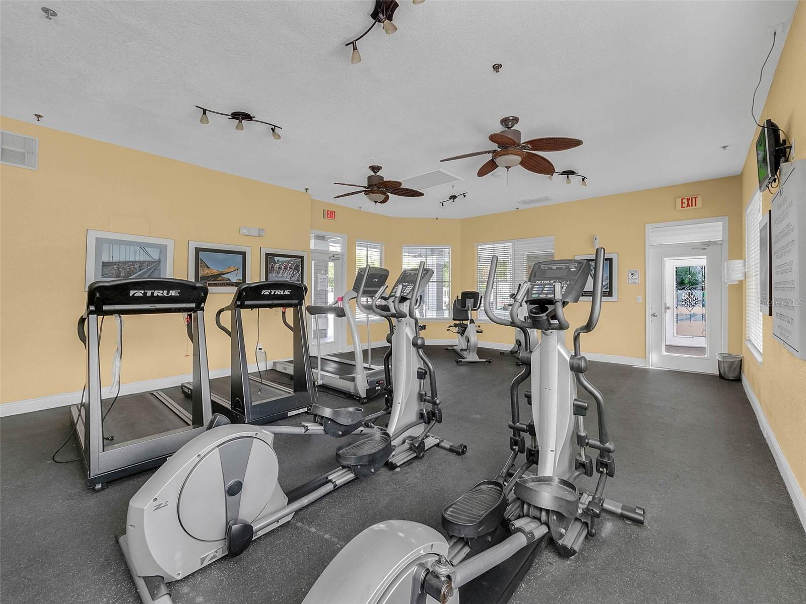 REGENCY PARK AT LAKE MARY A CONDO - Residential