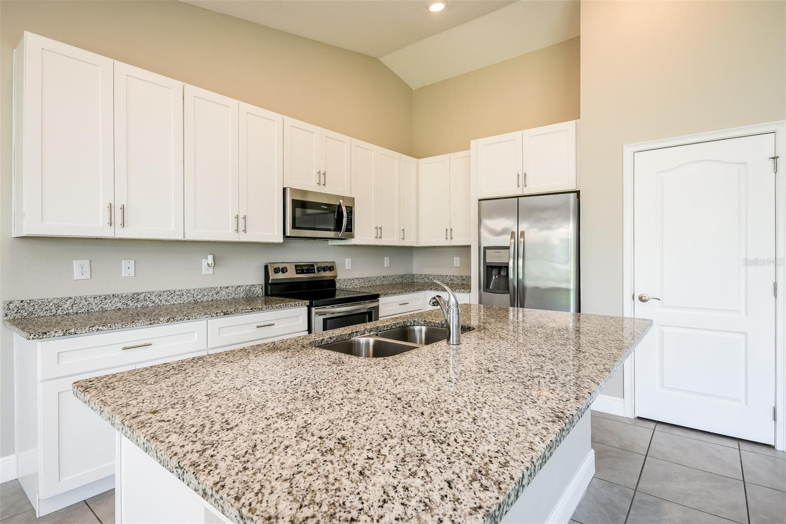 POINCIANA VILLAGE 02 - Residential