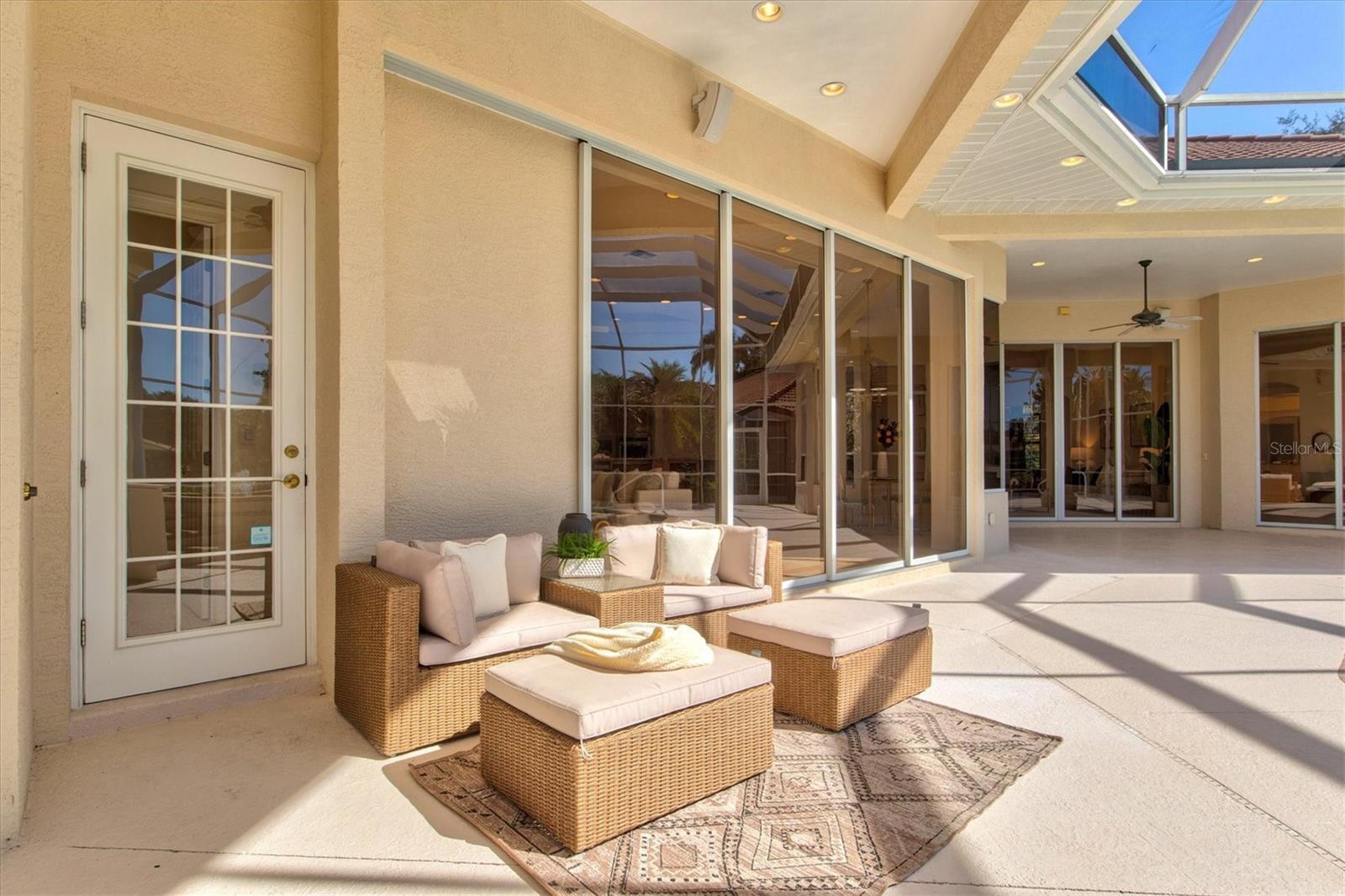 UNIVERSITY PARK COUNTRY CLUB - Residential