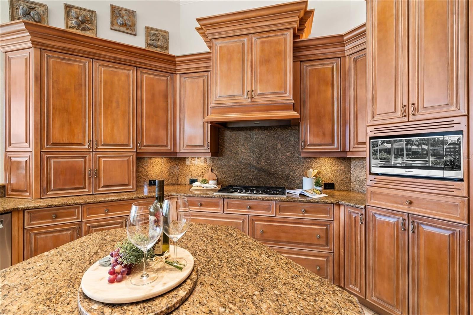 UNIVERSITY PARK COUNTRY CLUB - Residential