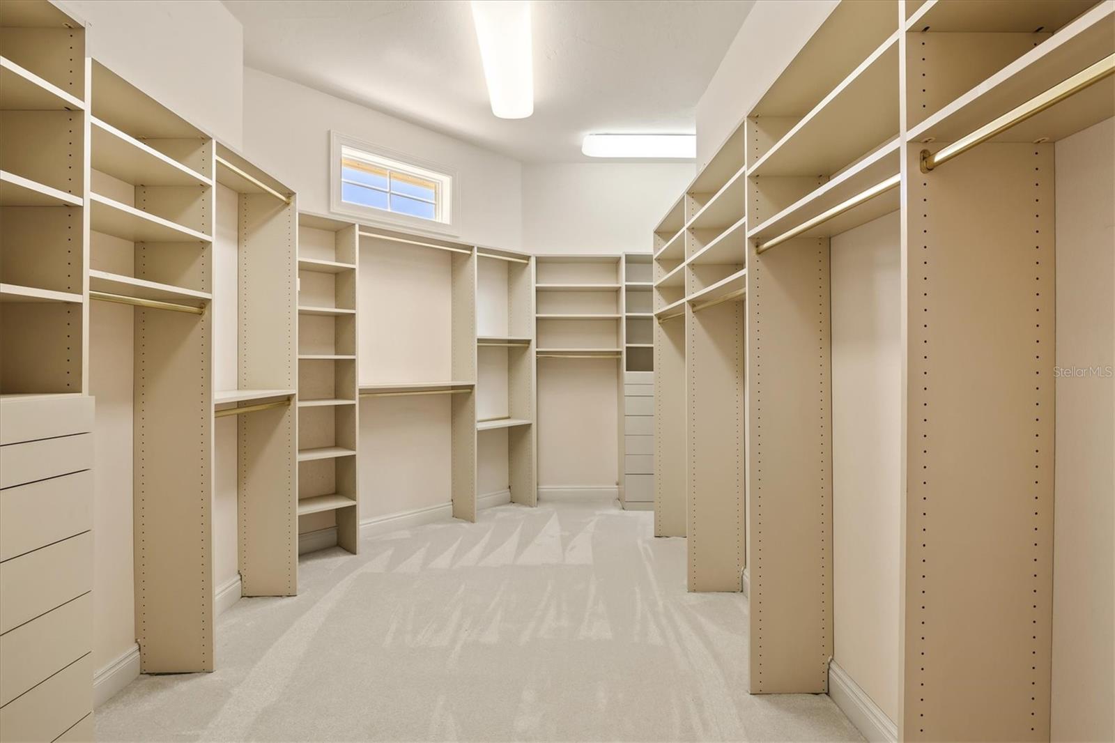 UNIVERSITY PARK COUNTRY CLUB - Residential