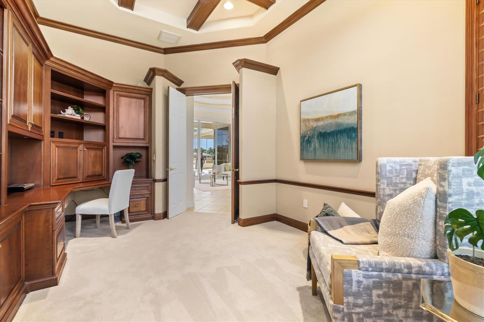 UNIVERSITY PARK COUNTRY CLUB - Residential