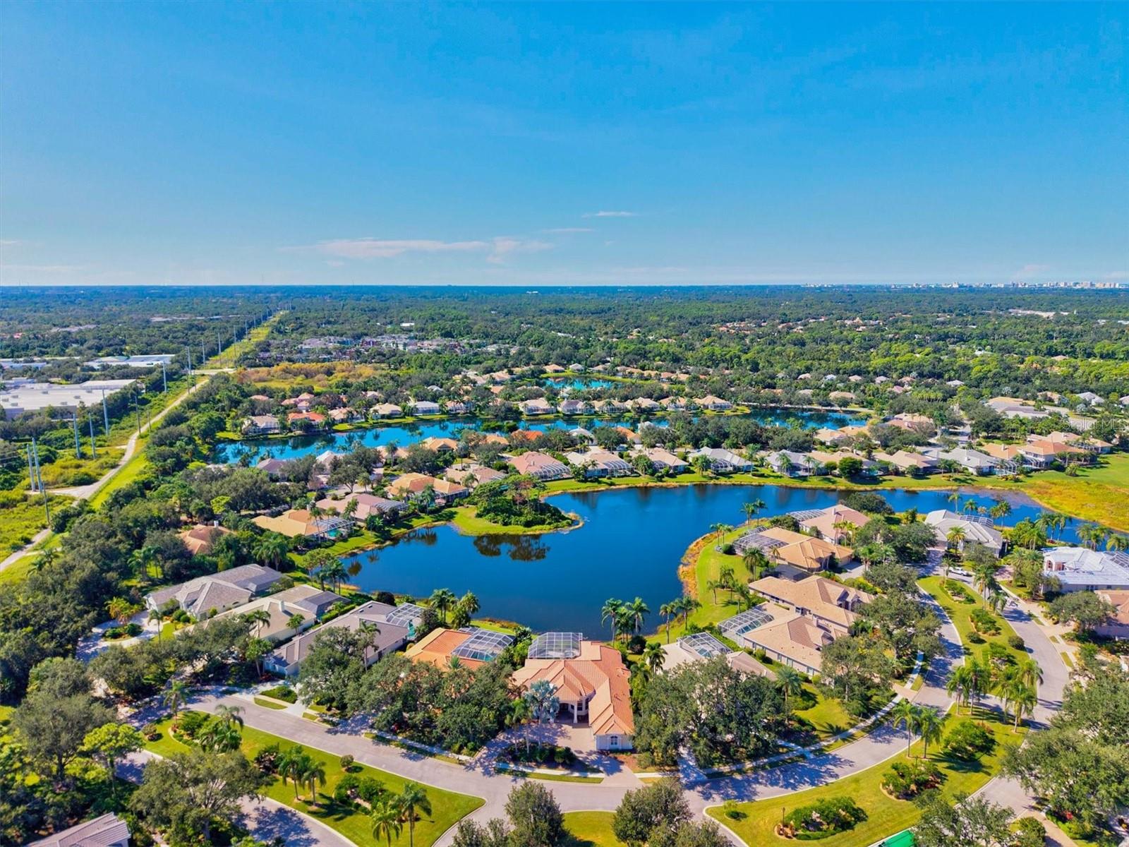 UNIVERSITY PARK COUNTRY CLUB - Residential