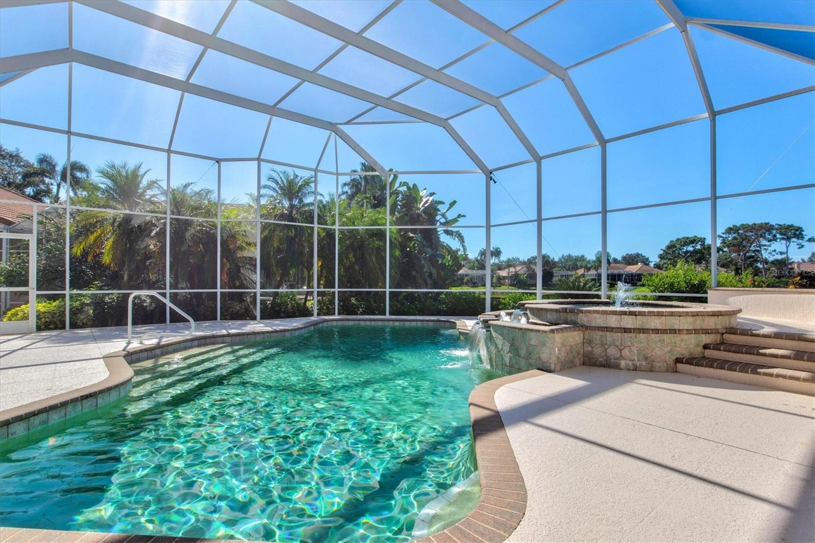 UNIVERSITY PARK COUNTRY CLUB - Residential