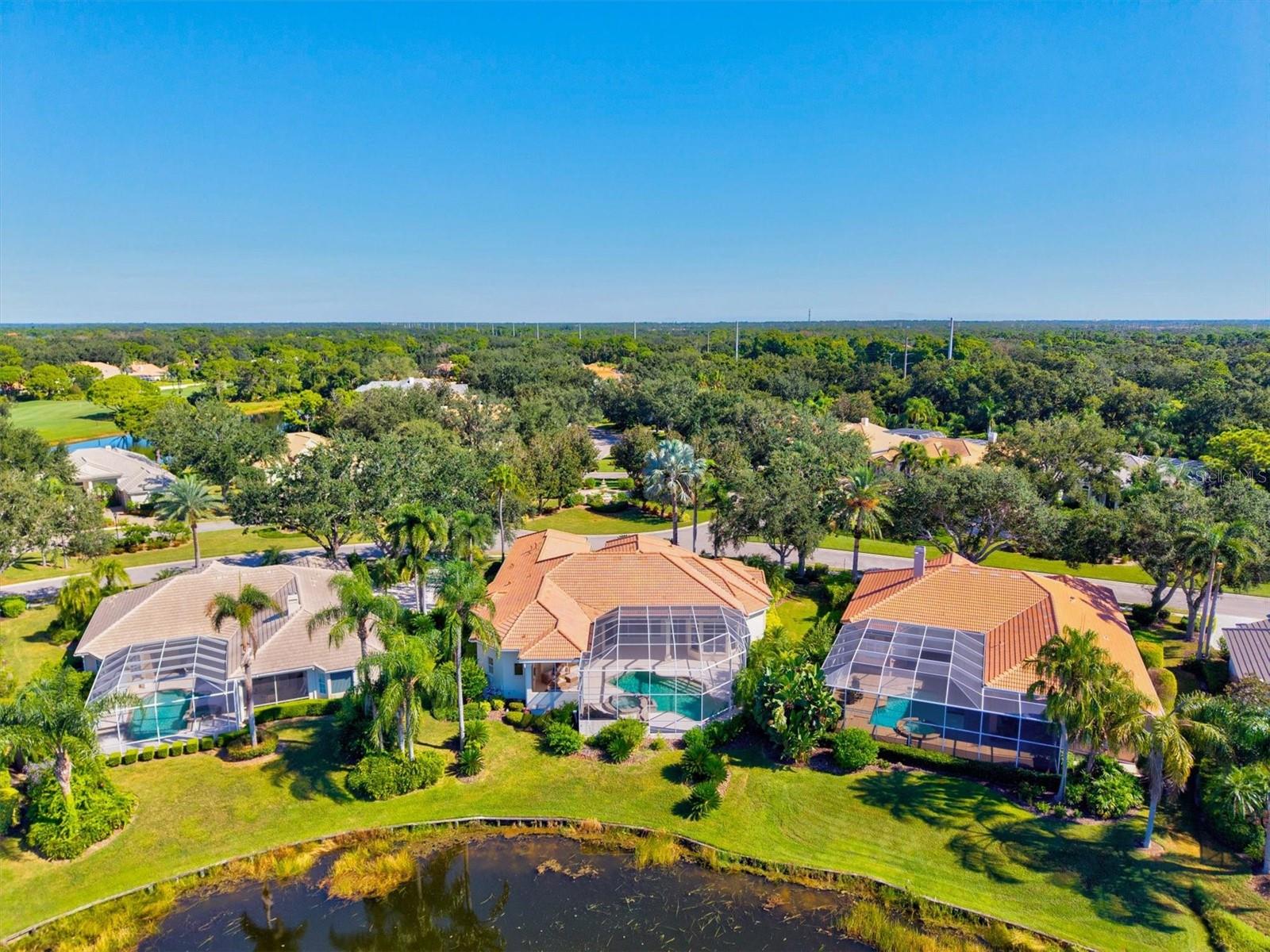 UNIVERSITY PARK COUNTRY CLUB - Residential