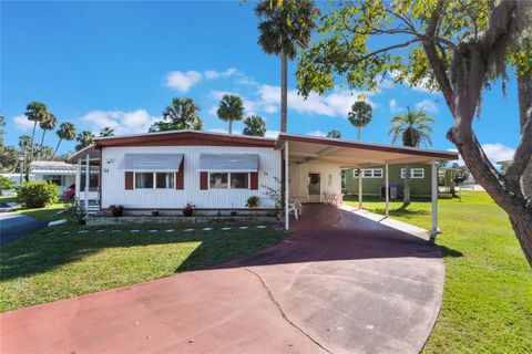 A home in EUSTIS