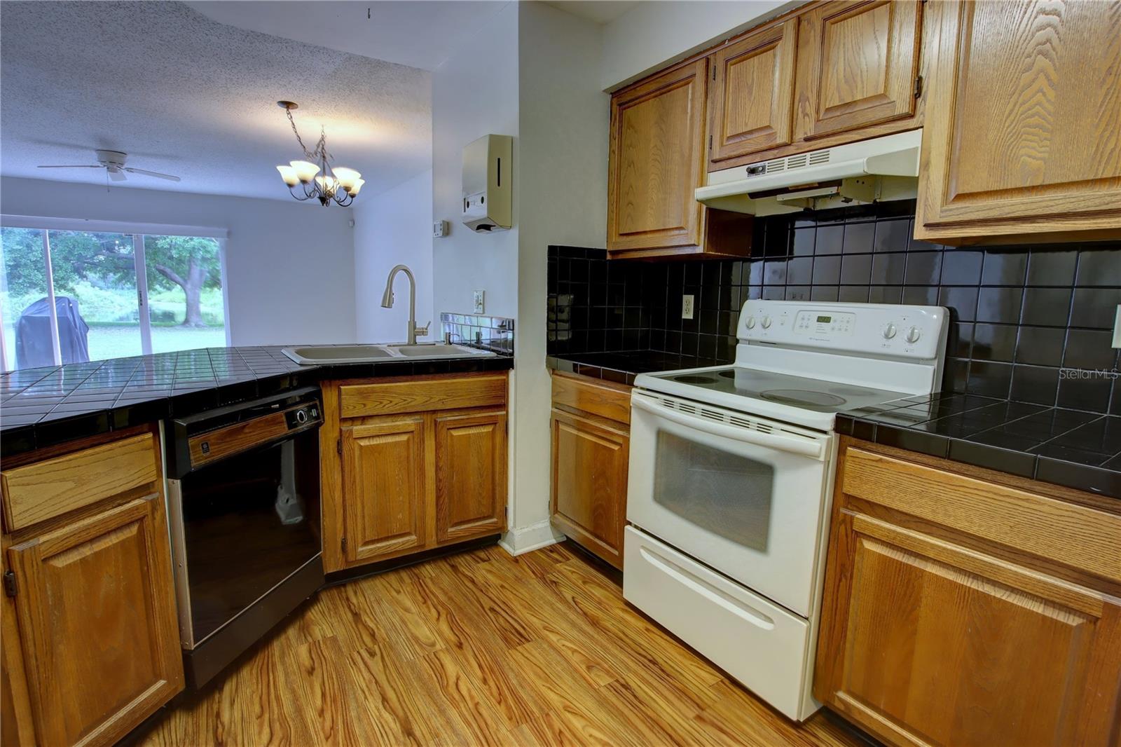 CYPRESS CREEK GOLF TWNHMS - Residential