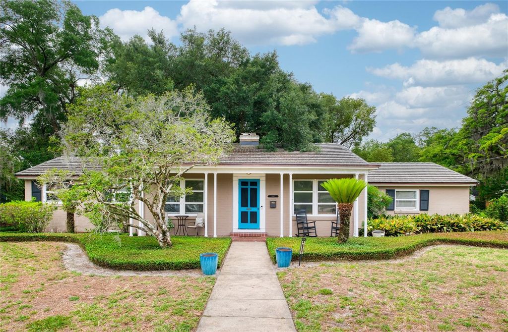 Photo of 4 E Harvard Street, Orlando, FL 32804 (MLS # O6407636)