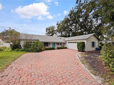 Photo of 2340 Derbyshire Road, Maitland, FL 32751 (MLS # O6427560)
