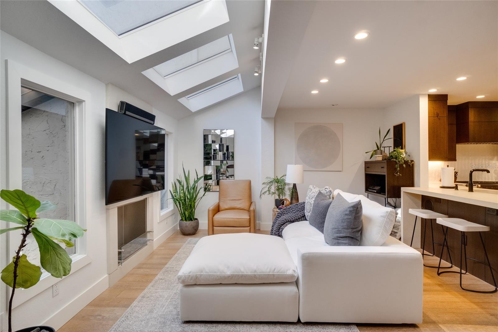 QUARTERS AT WINTER PARK CONDO - Residential Lease