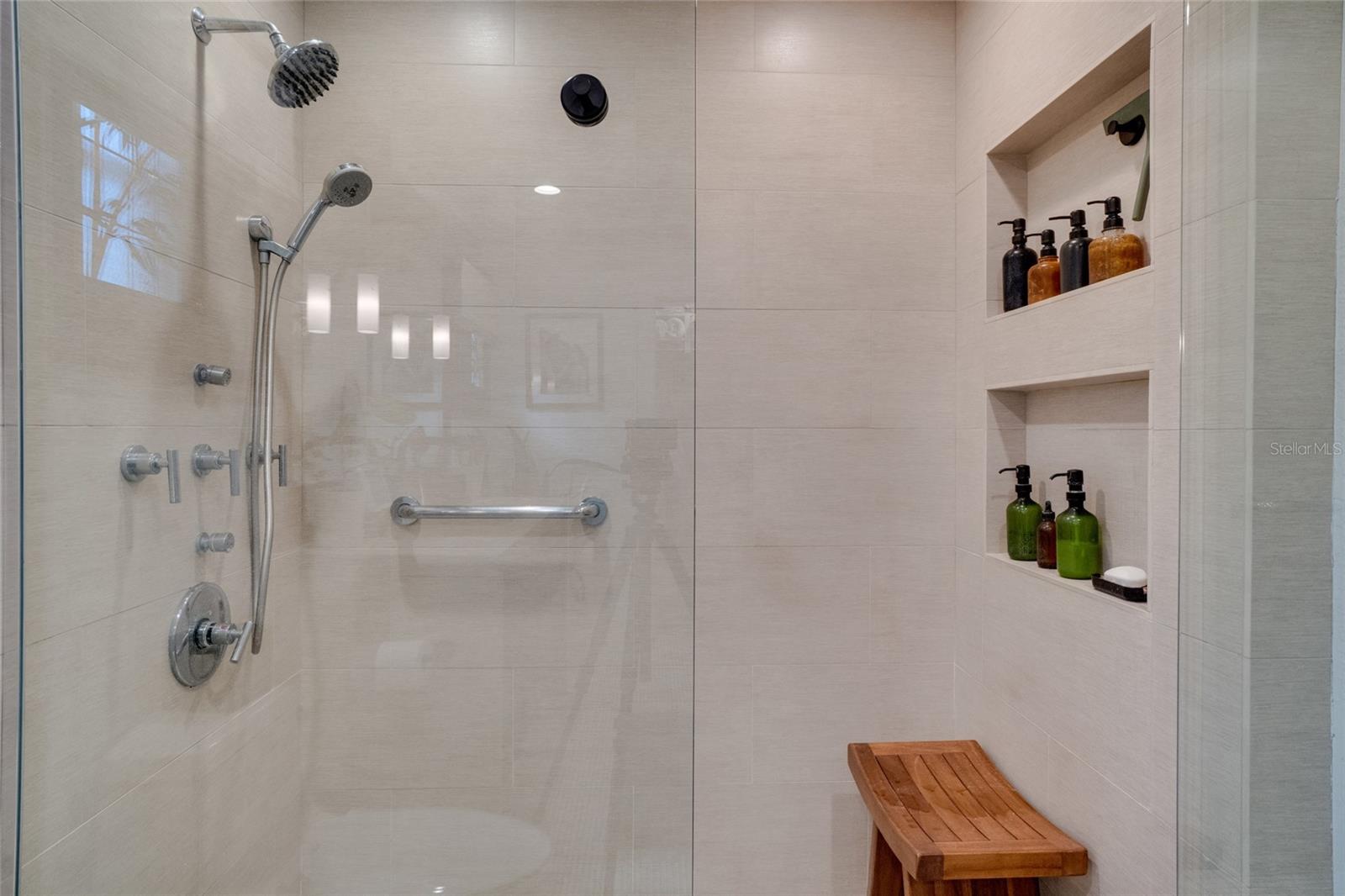 QUARTERS AT WINTER PARK CONDO - Residential Lease