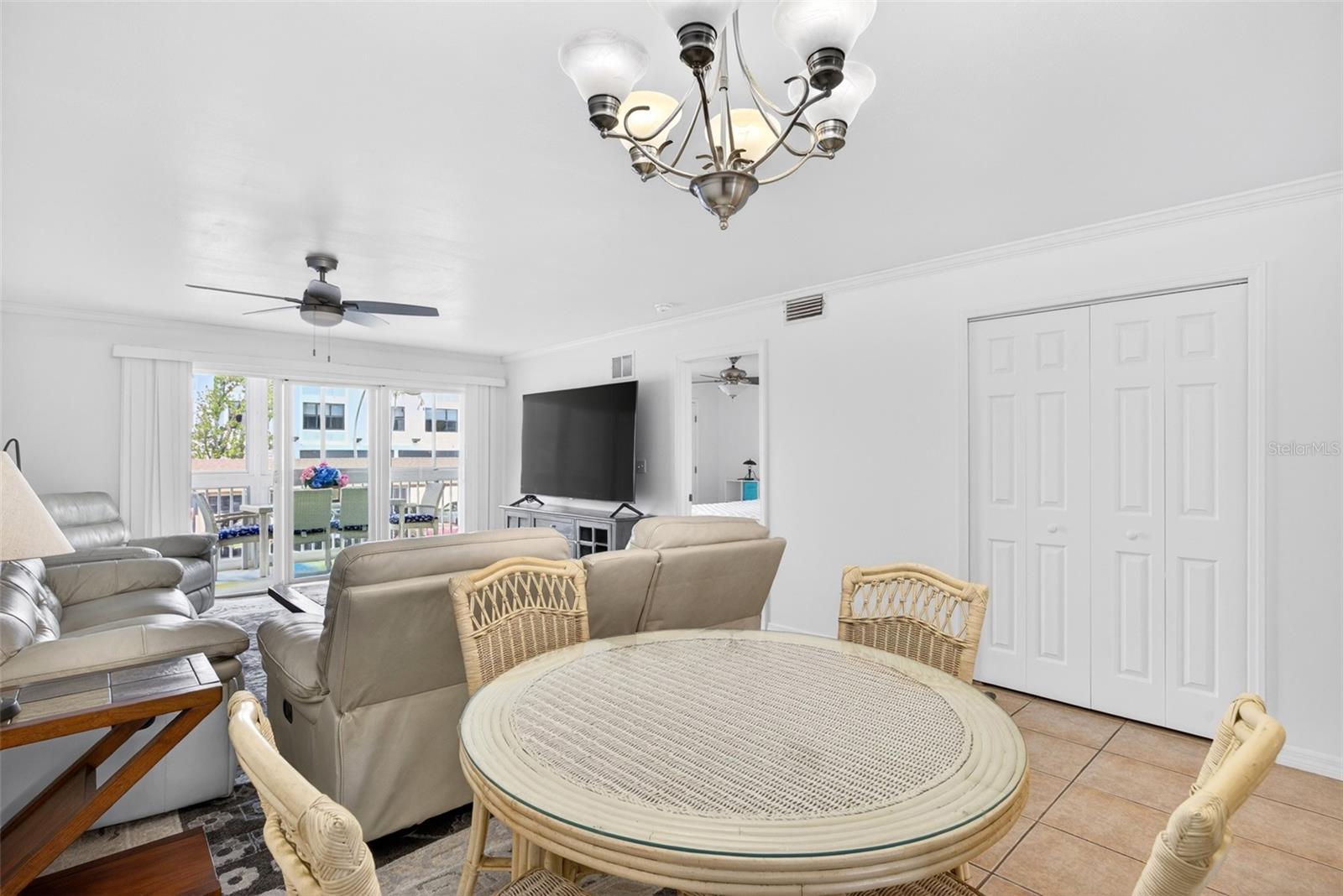 CHARLEVOI - Residential