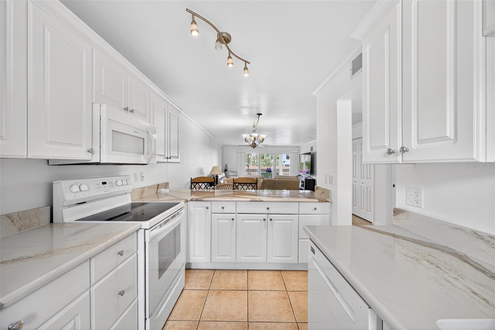 CHARLEVOI - Residential