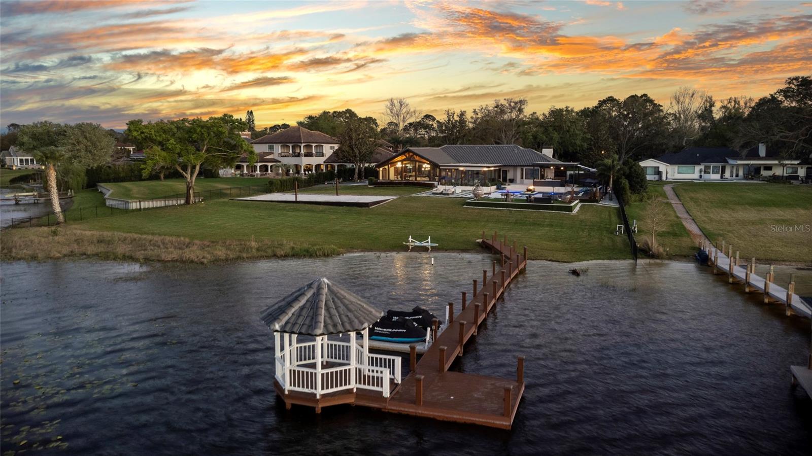 LAKE CRESCENT RESERVE - Residential
