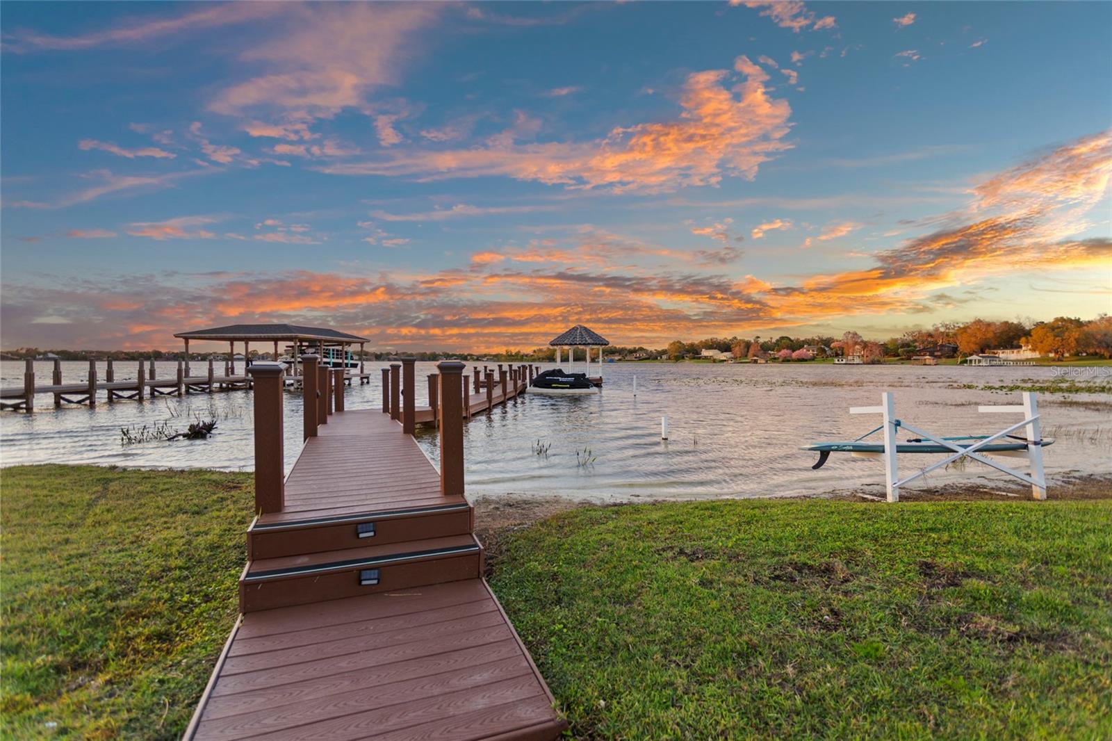 LAKE CRESCENT RESERVE - Residential