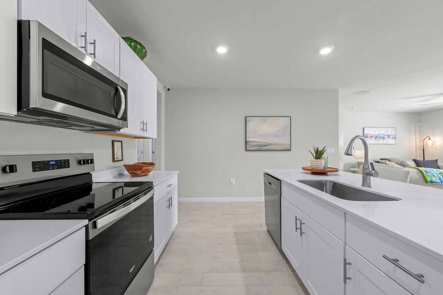 COVE AT WEST PORT - Residential