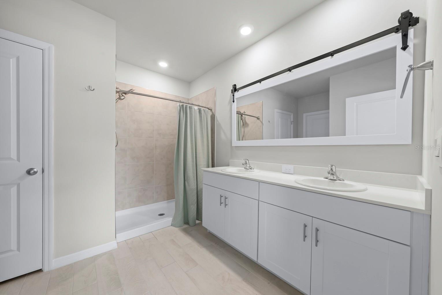COVE AT WEST PORT - Residential